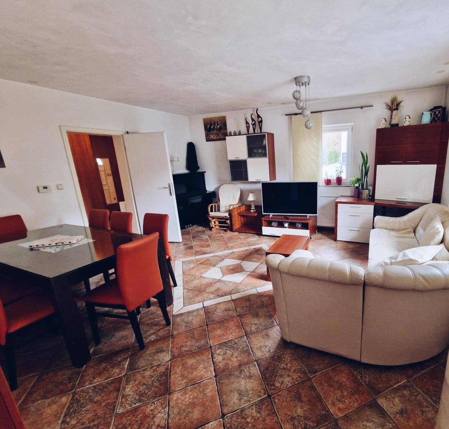 Ivanovic Apartment Idrija